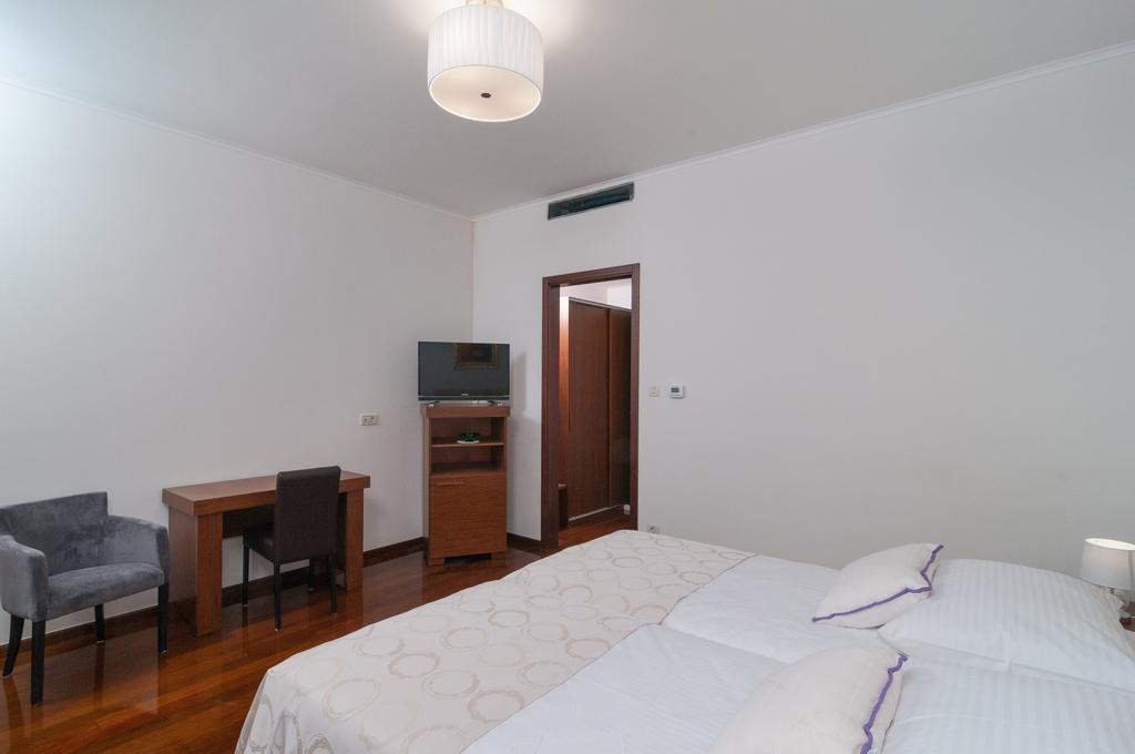 Luxury Rooms Near The Beach2 Split Exterior photo